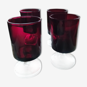 4 verres à vin