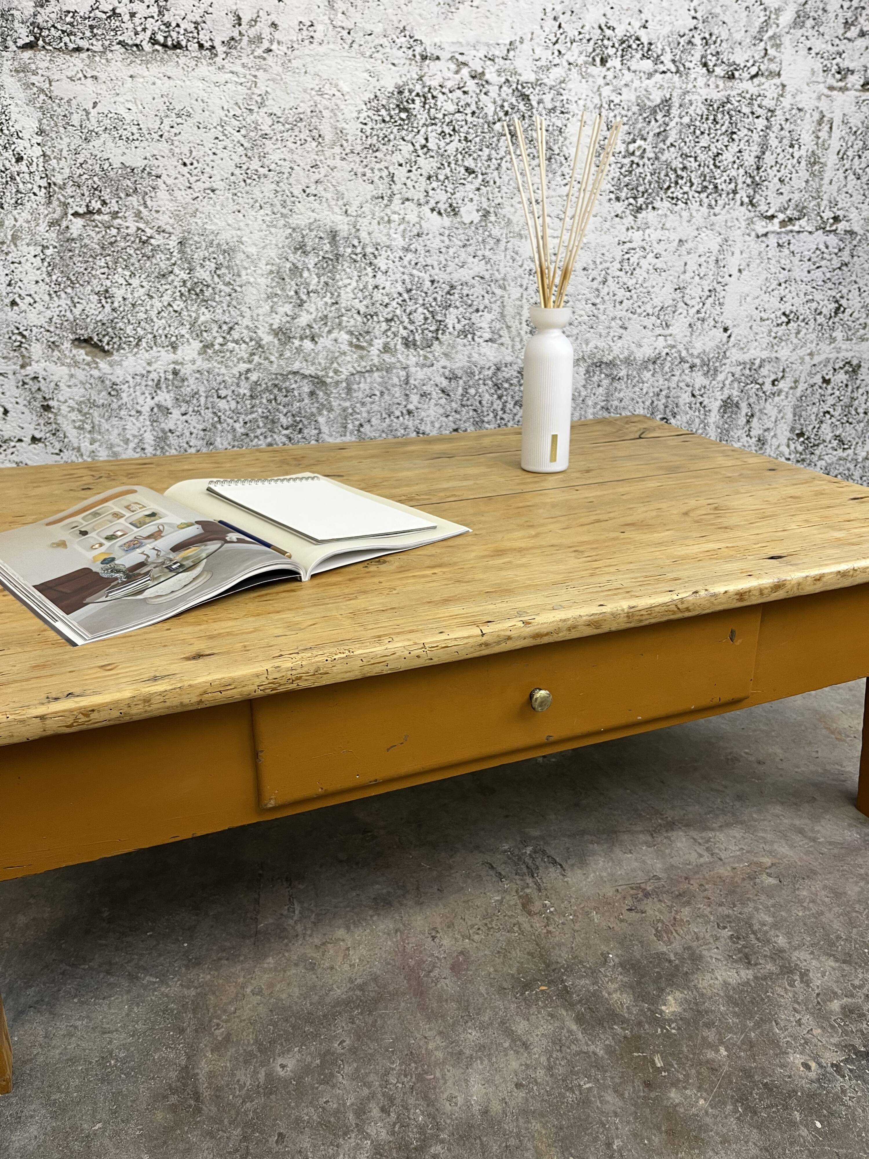 Coffee table farmhouse table