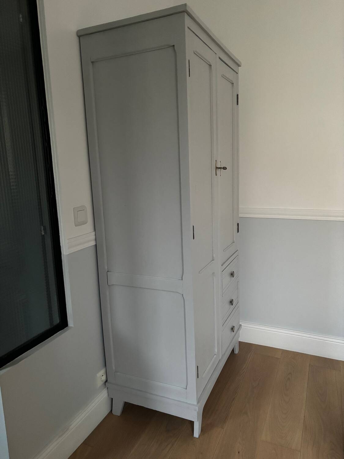 Parisian wardrobe, vintage, Art Deco style