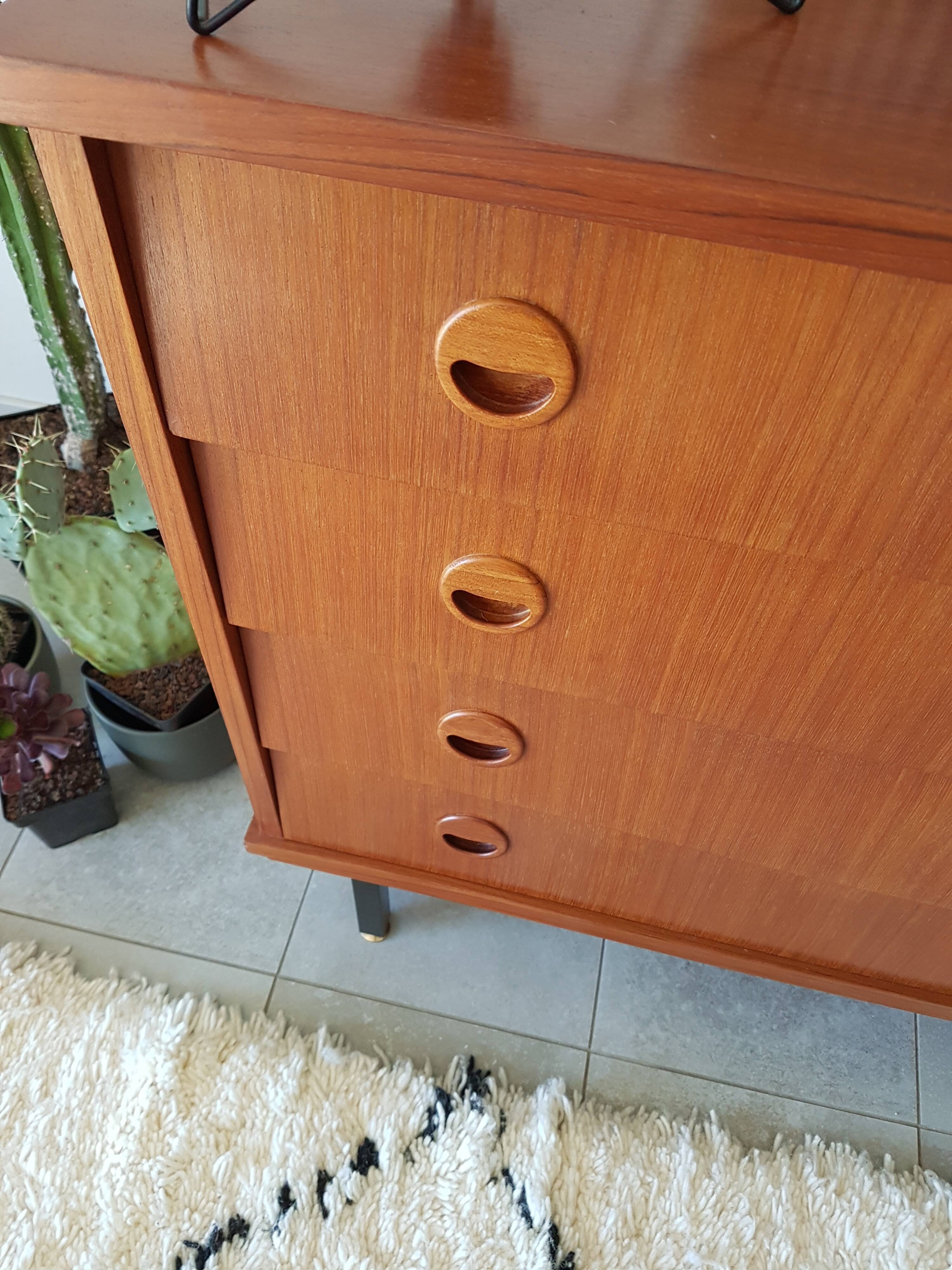 60s vintage chest of drawers