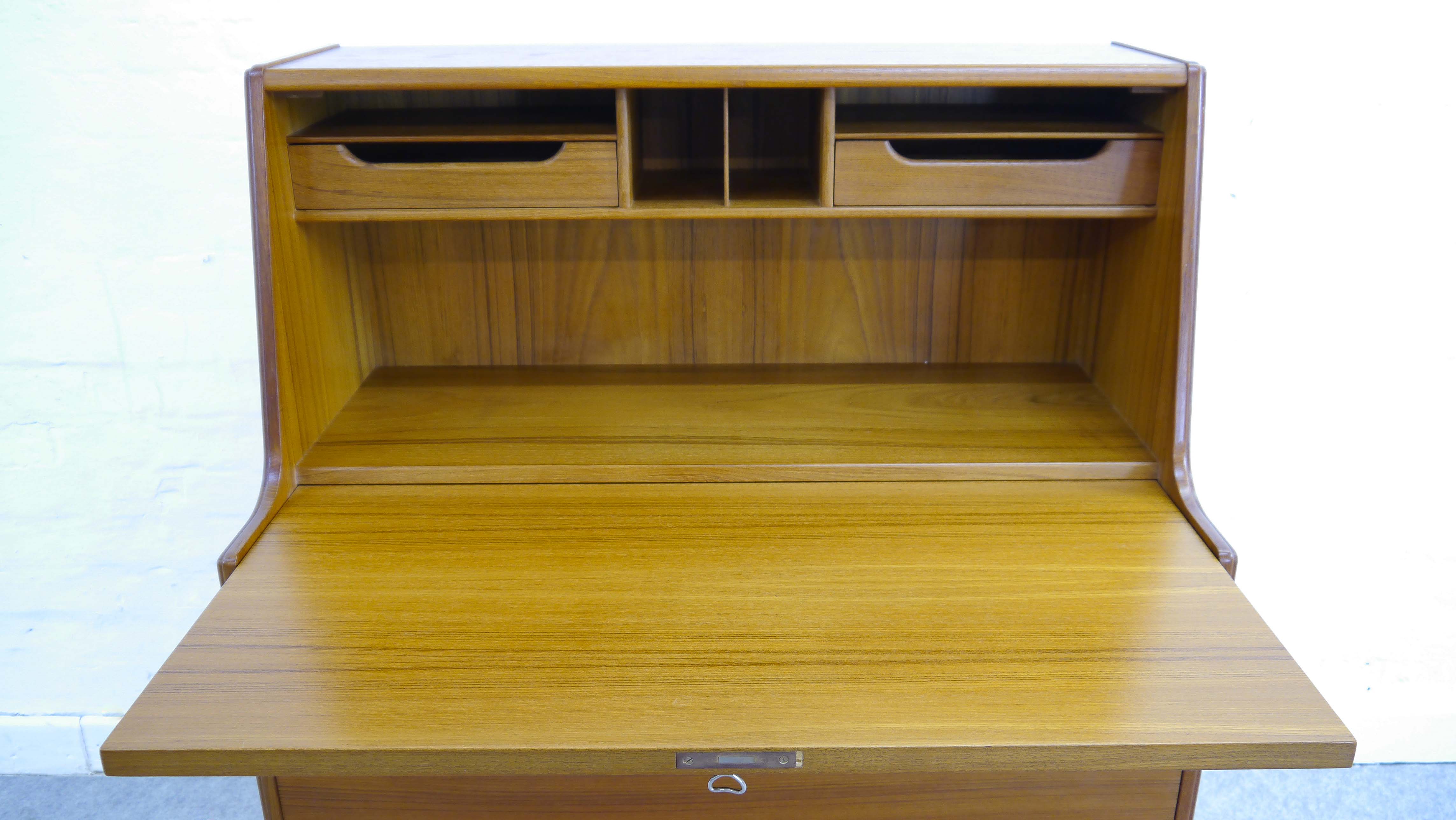 Scandinavian writing desk