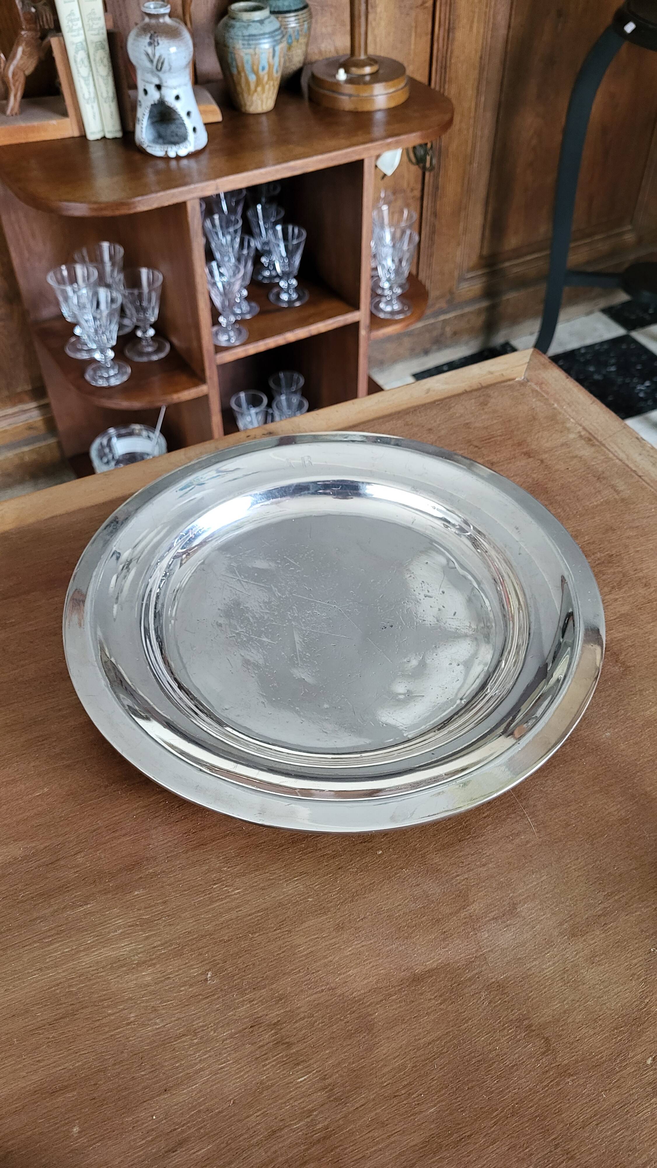 Plat en métal argenté  Christofle