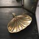 Vide-poche, porte-savon coquille vintage en laiton