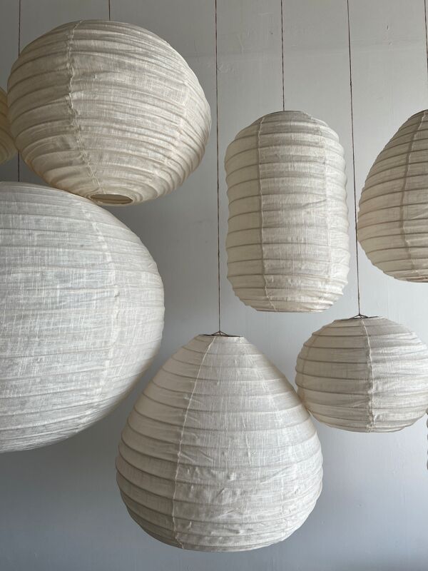 Petite suspension en rotin et lin naturel japonisante ronde D30