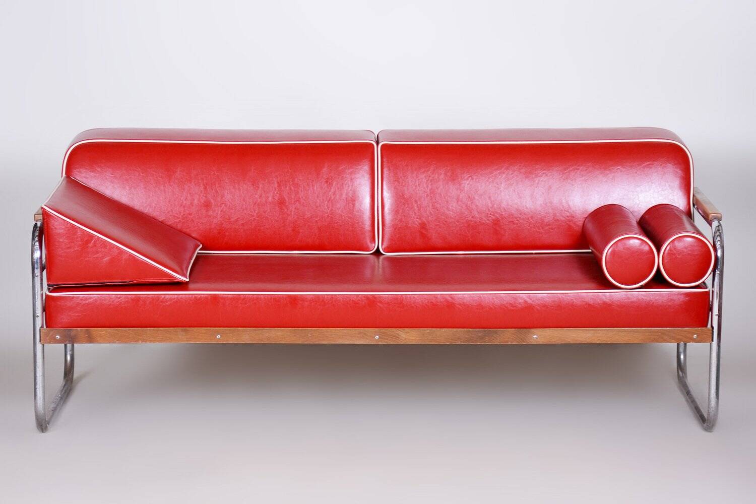 Bauhaus Sofa in Beech & Leather attributed to Thonet, 1930s