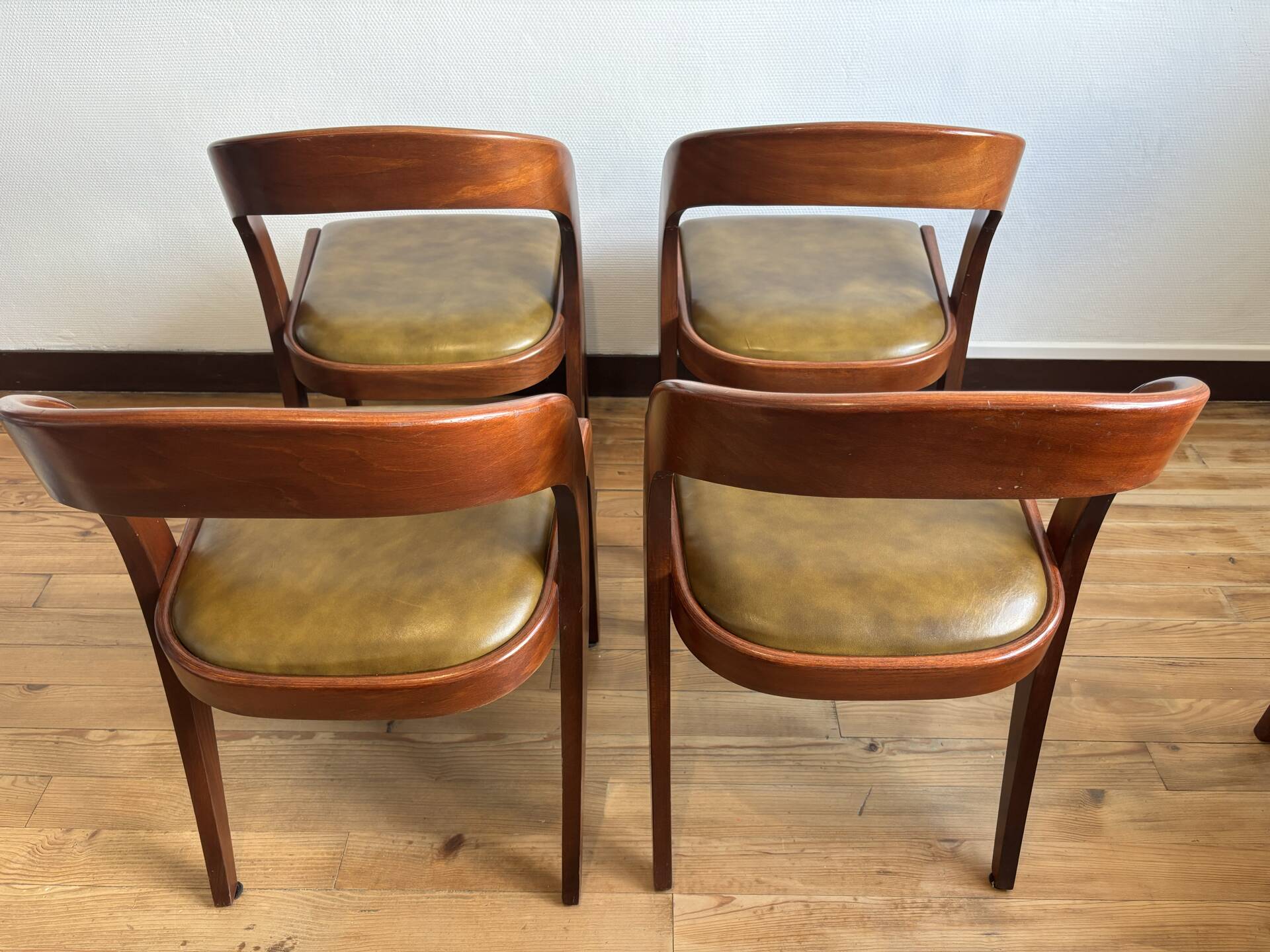 Gondola chairs Baumann