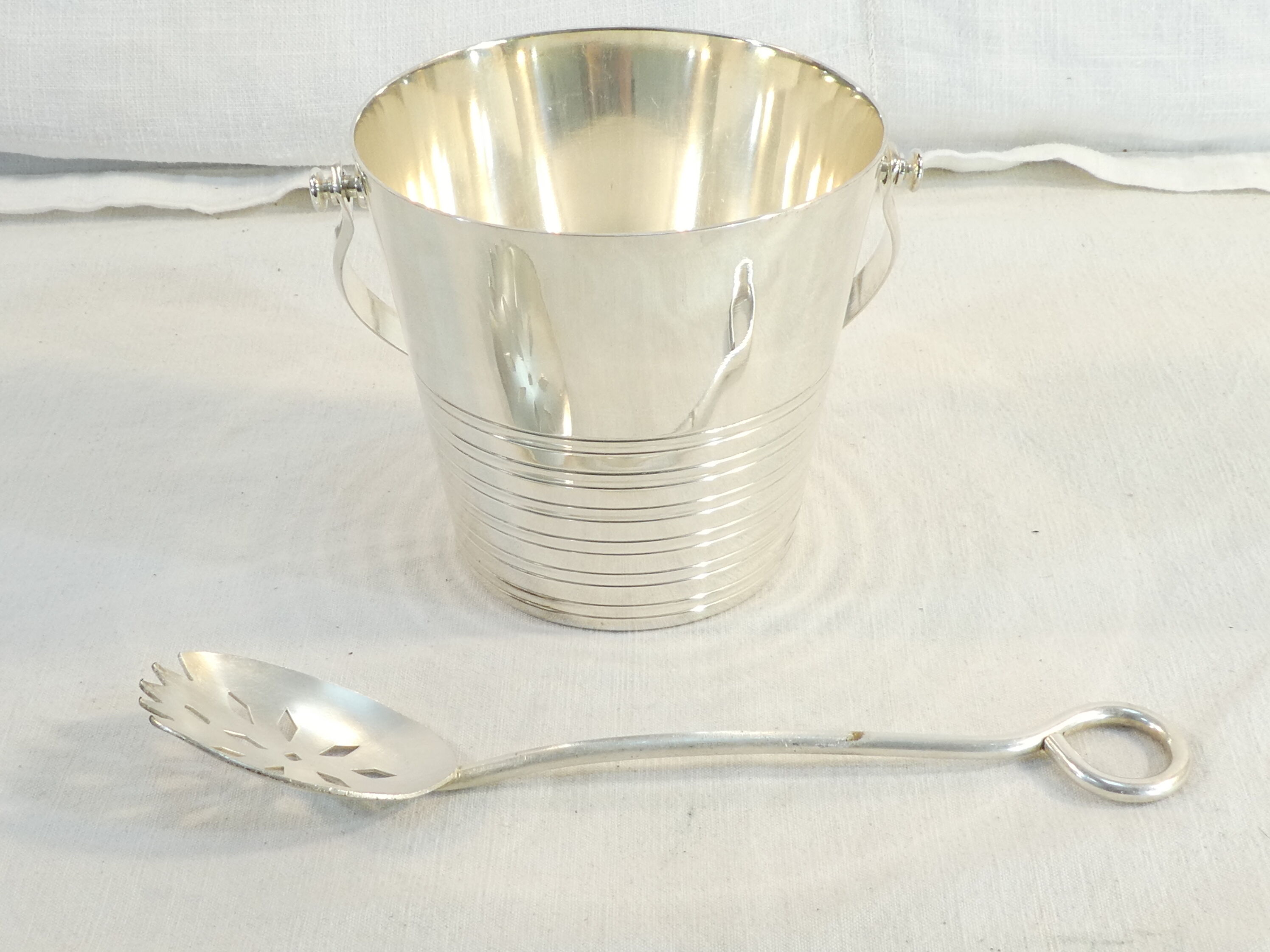 Bucket silver metal ice bucket