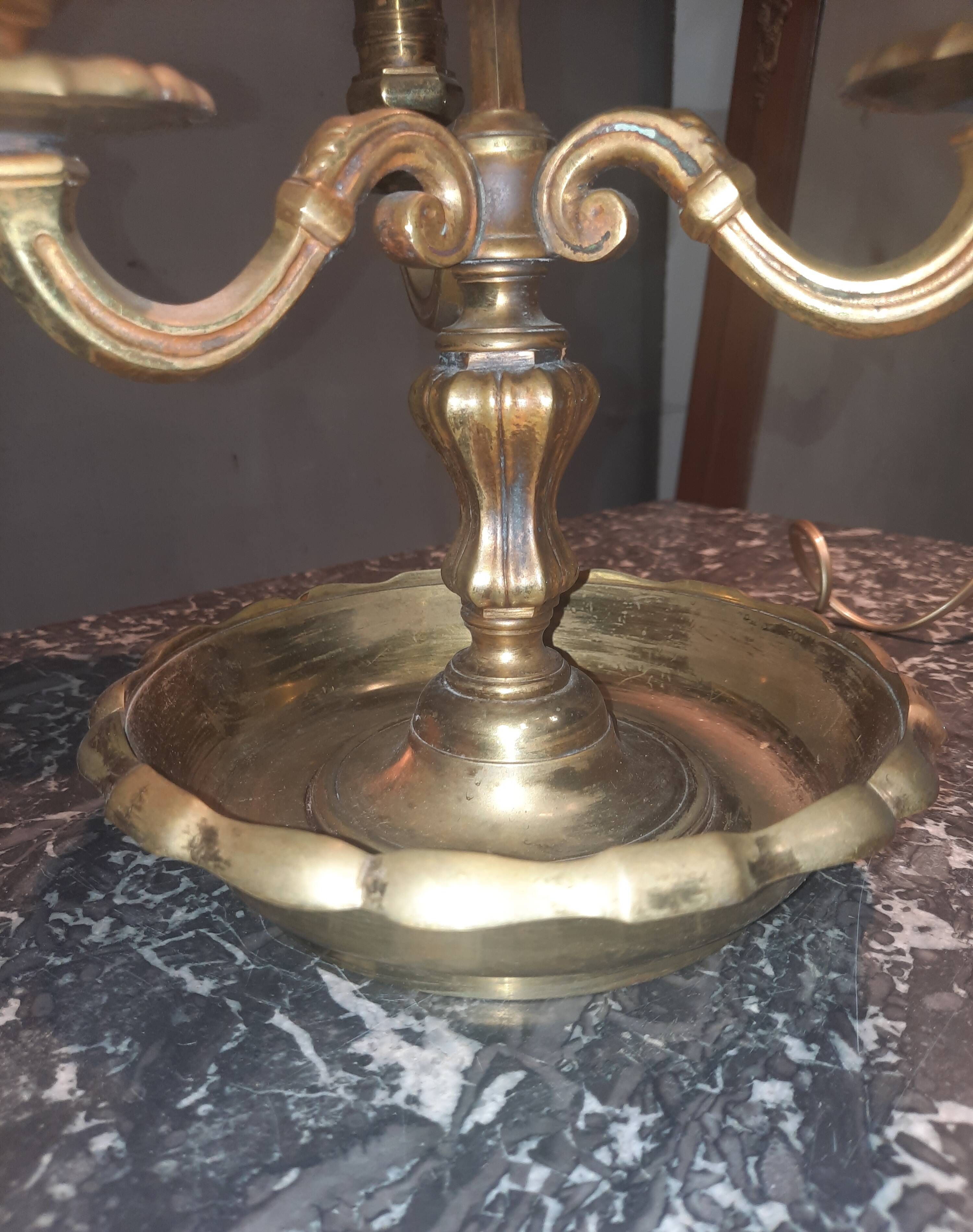 Lampe bouillotte de style Louis XV