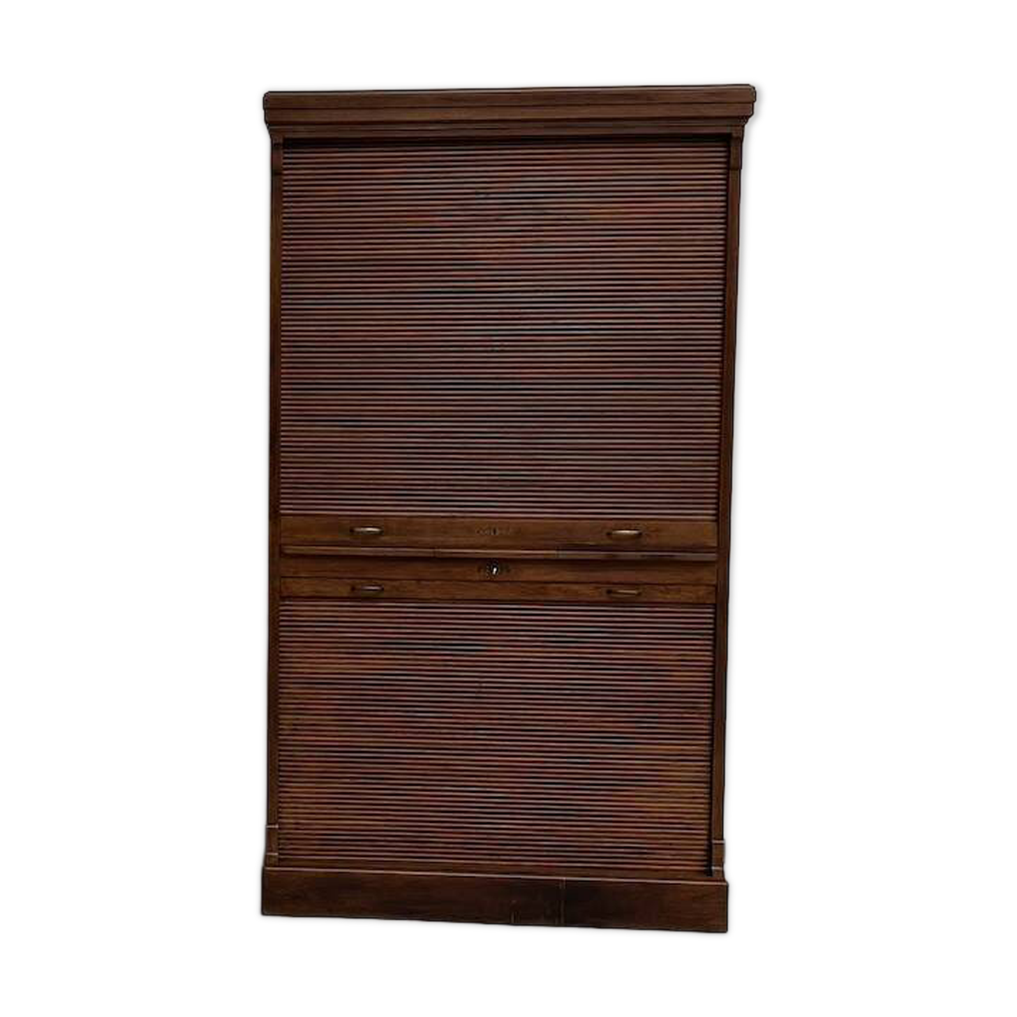 Armoire à rideaux en chêne massif, circa 1930