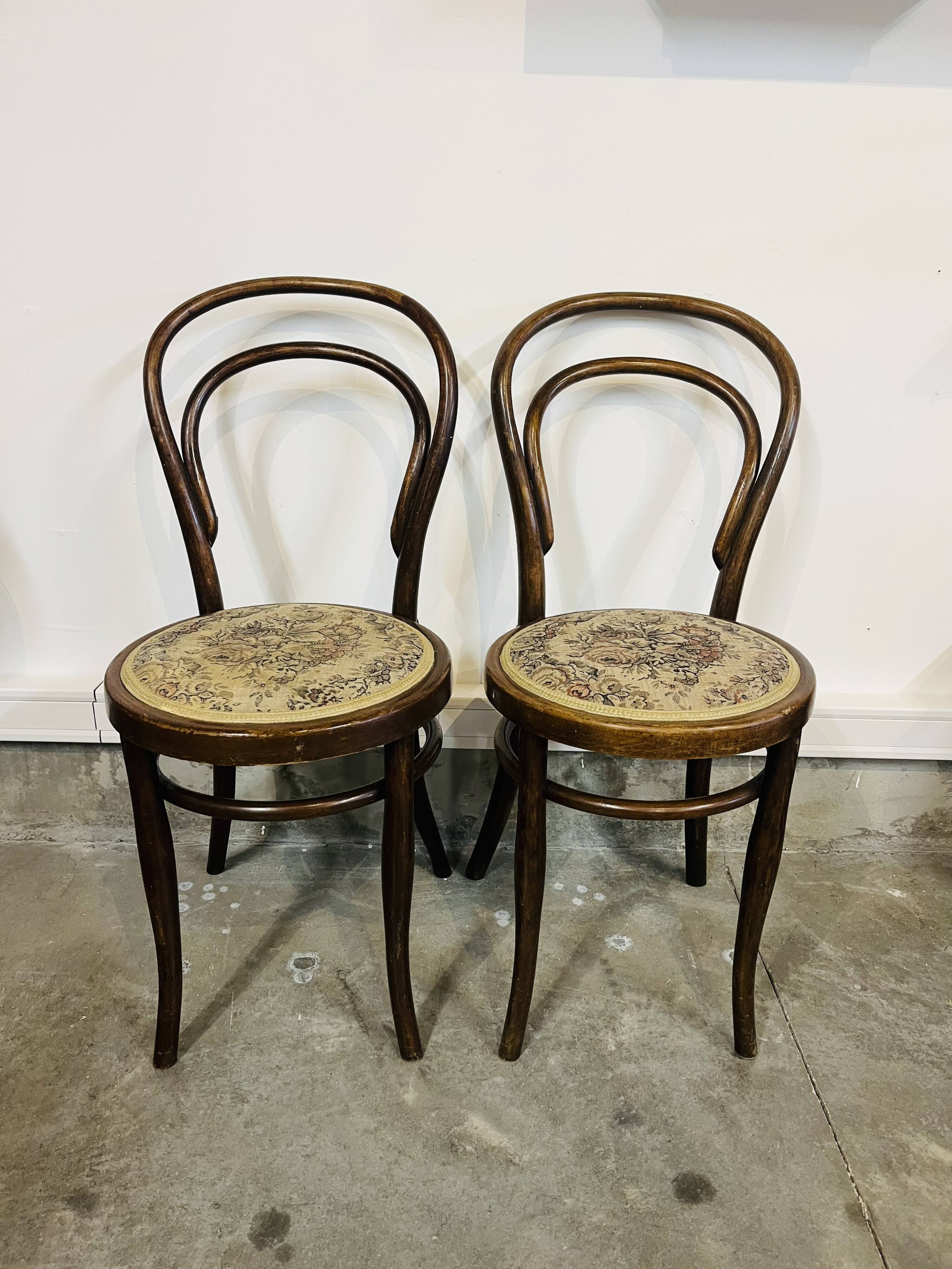 Pair of vintage bistro chairs – bentwood – floral upholstered seat