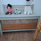 Bench / toy box