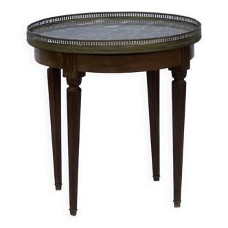 Pedestal table