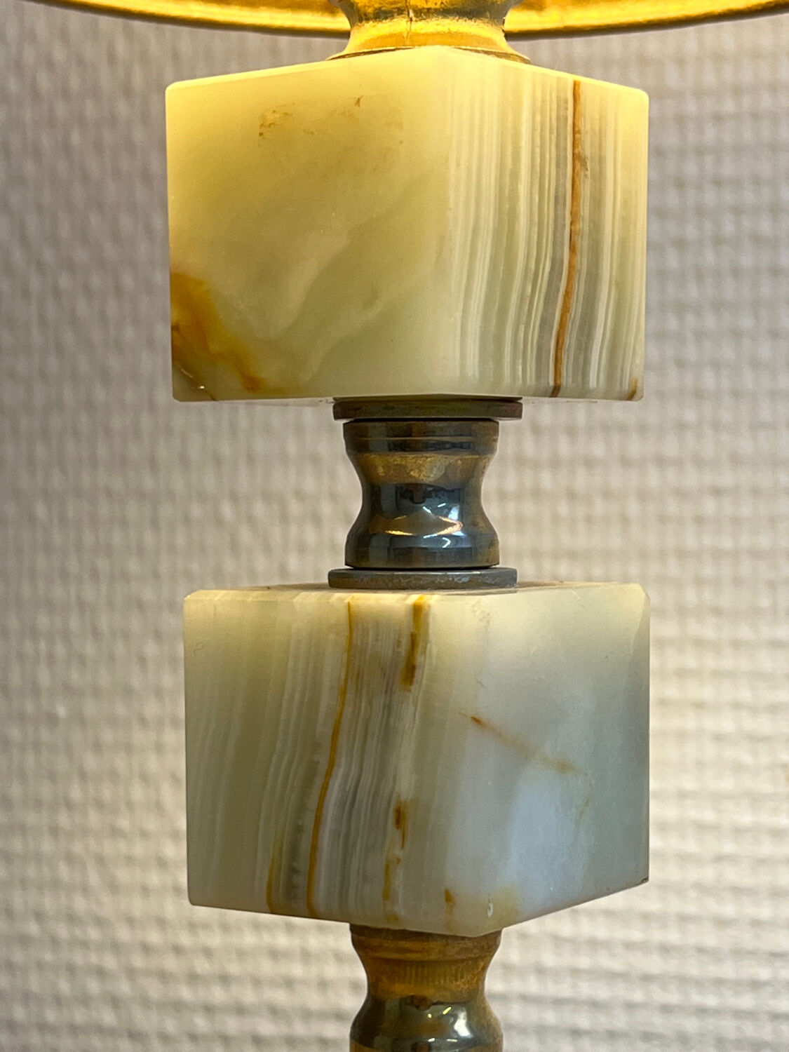Table lamp - Alabaster cube foot