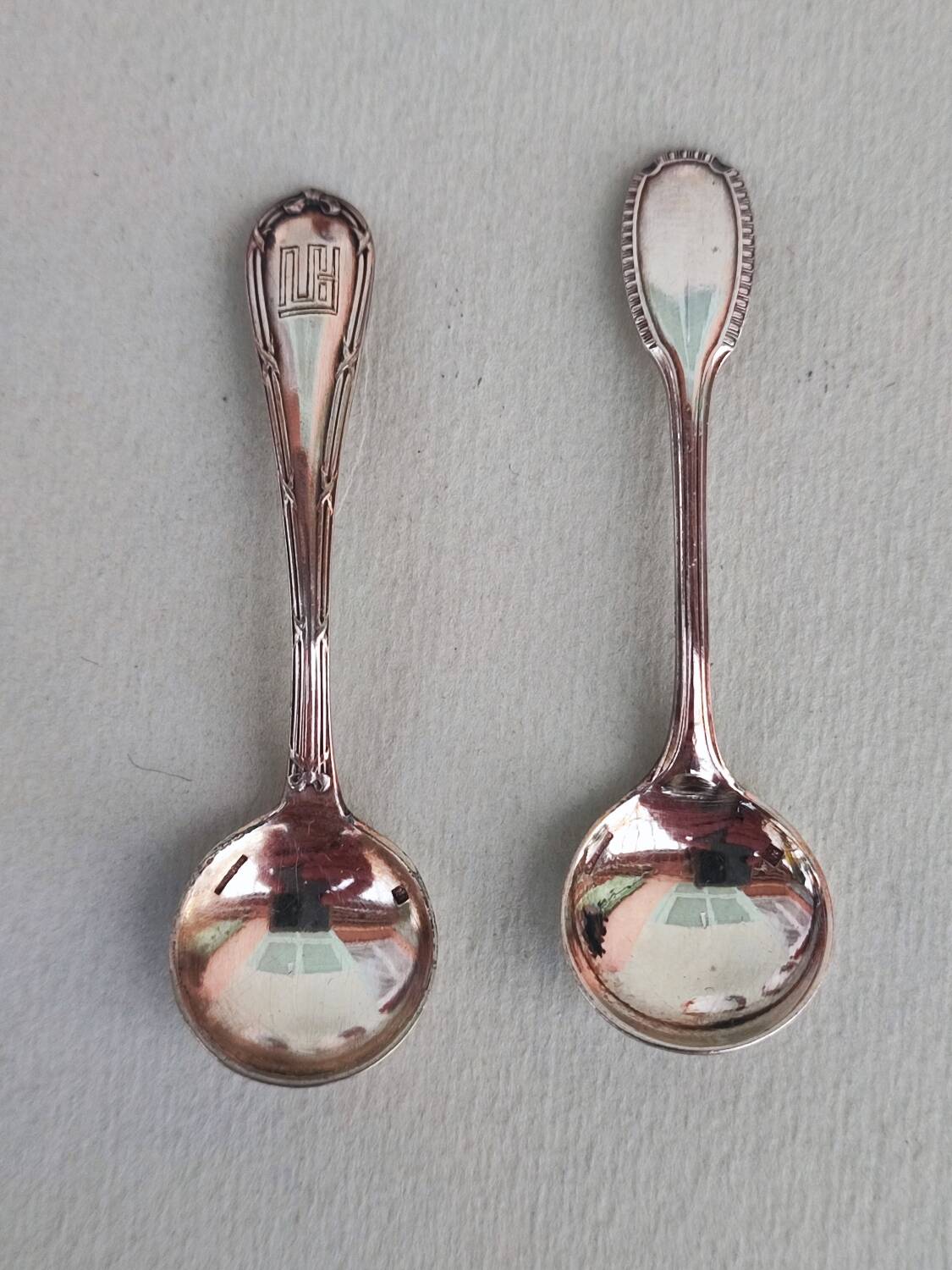 Limoges salt and pepper set