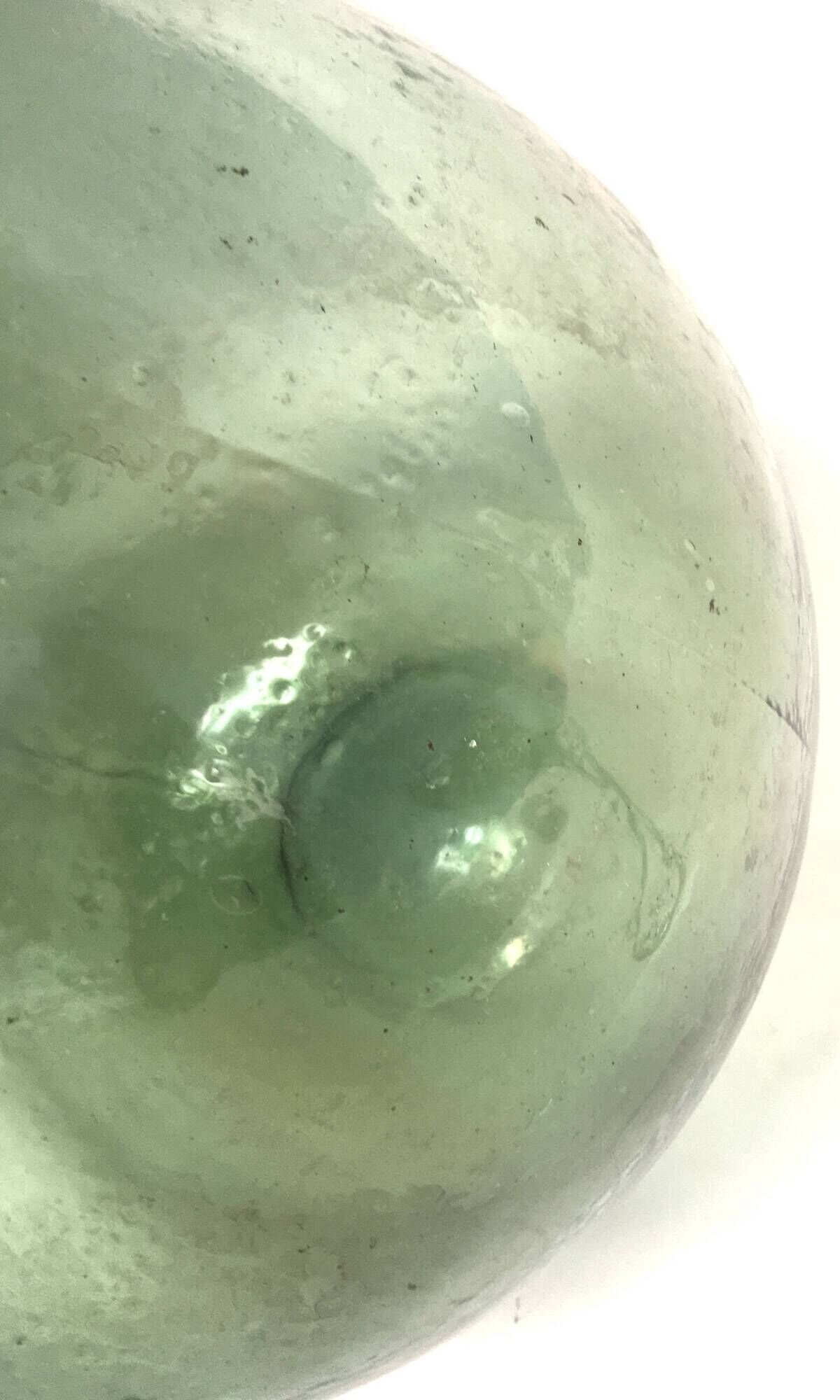 Dame jeanne green in molded glass sabree candy old vintage 44 cm ht