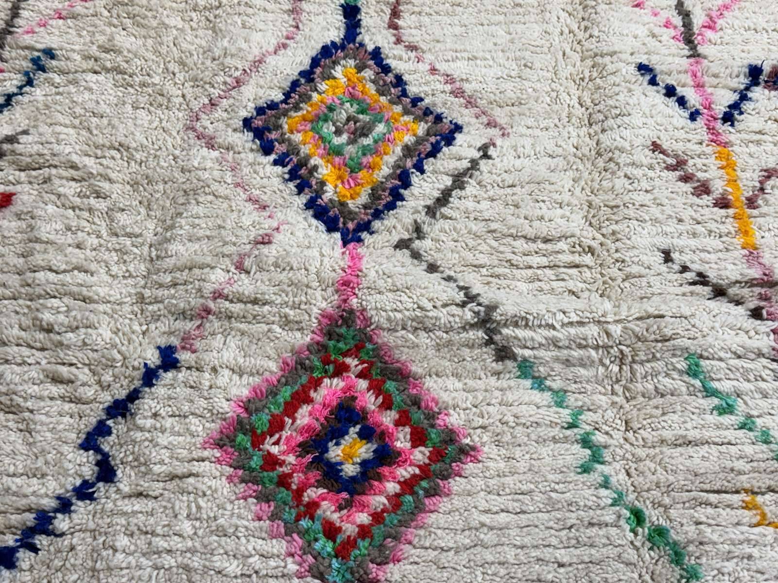 Handmade Azilal Berber Moroccan wool rug