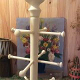 Parrot coat rack