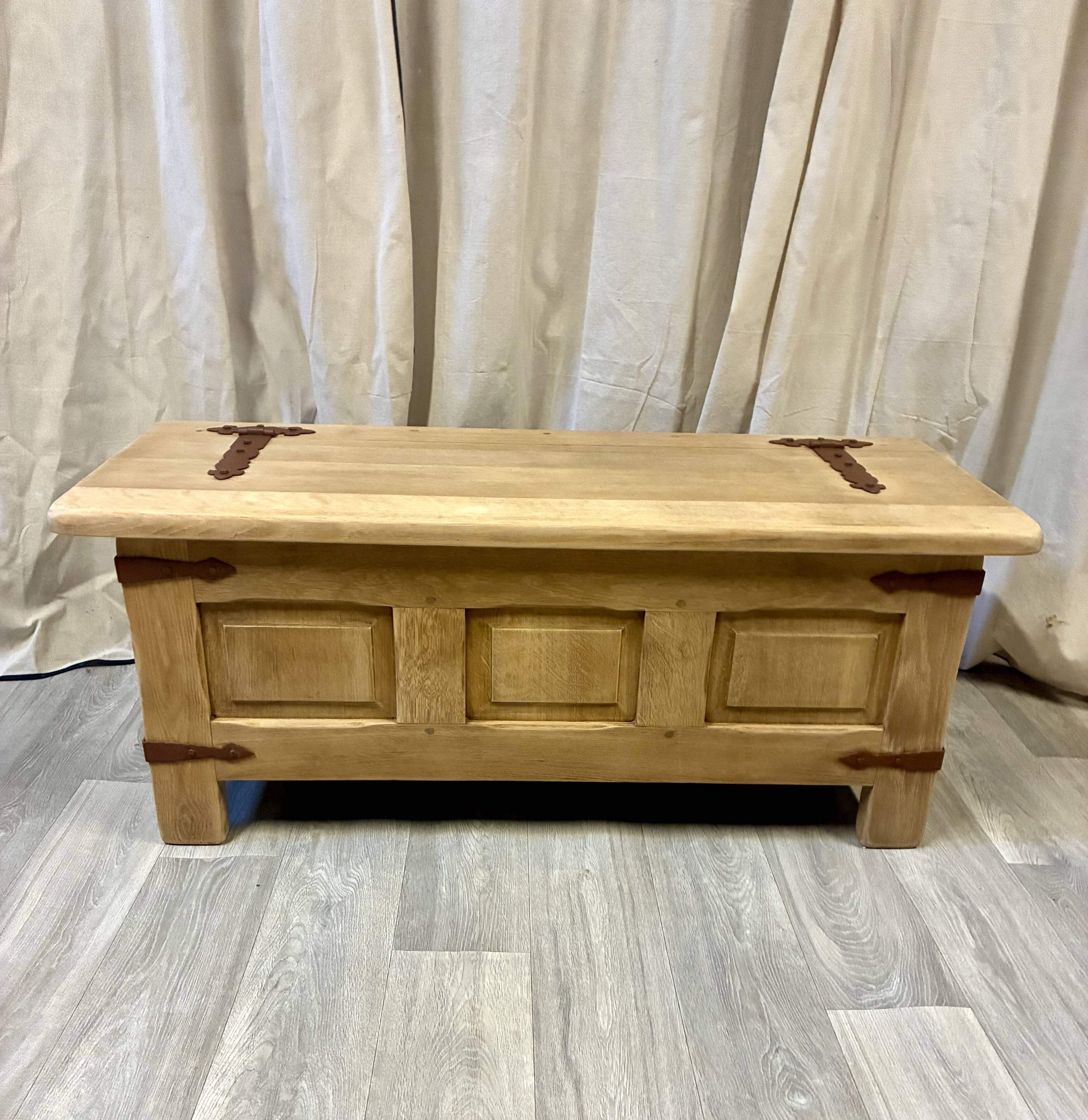 Coffre en bois