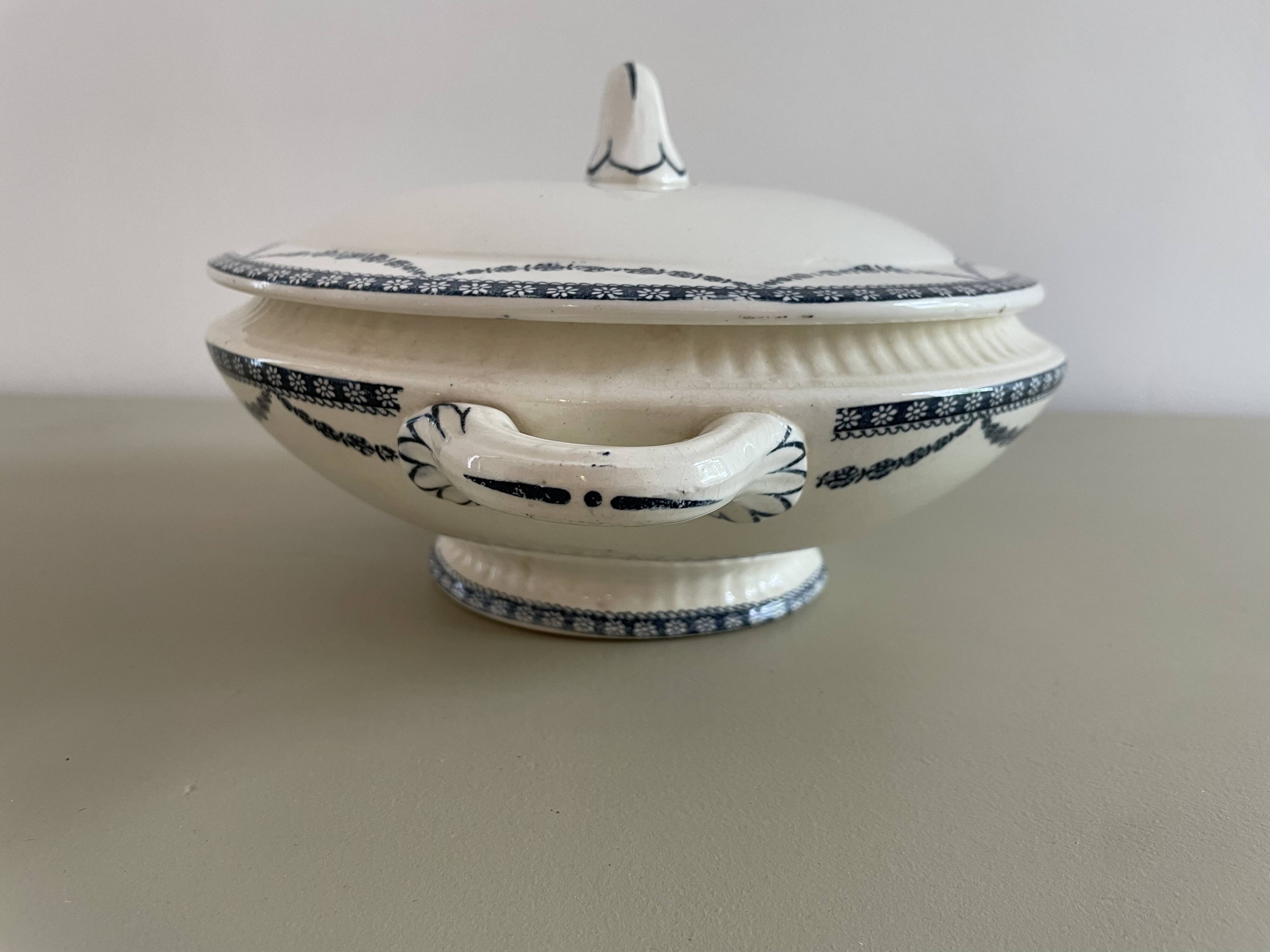 Petite soupière ou légumier en terre de fer Salins modèl Vincennes