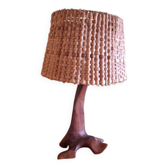 Lampe brutaliste , bois d'olivier