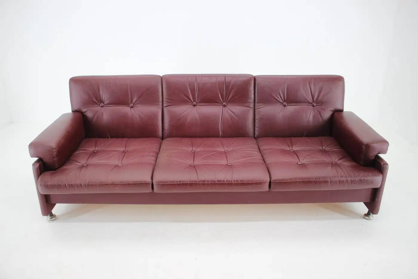 Canapé, day-bed en cuir par Arch. Spicka, Tchécoslovaquie années 1970