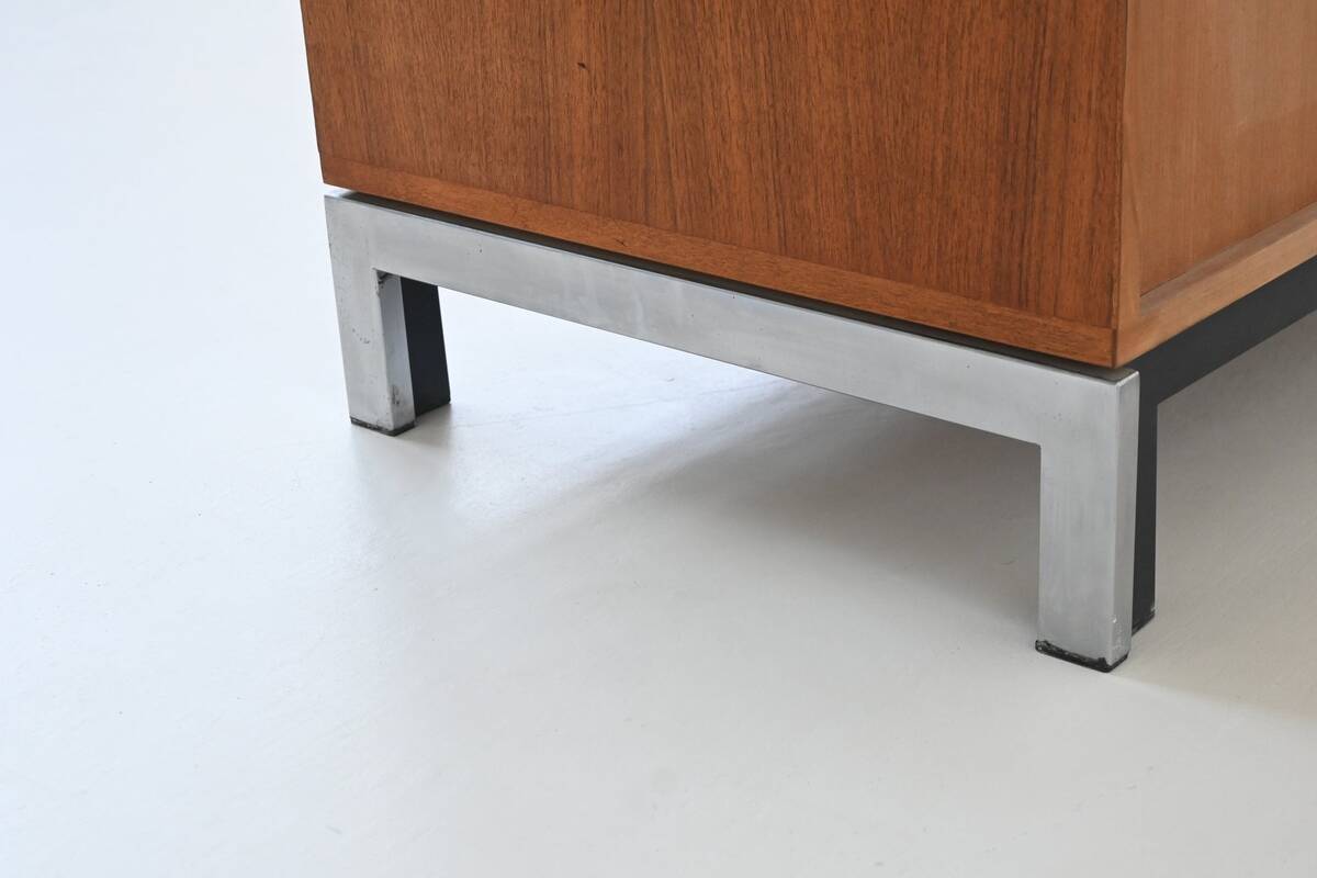 Theo Tempelman sideboard in walnut AP Originals The Netherlands 1960