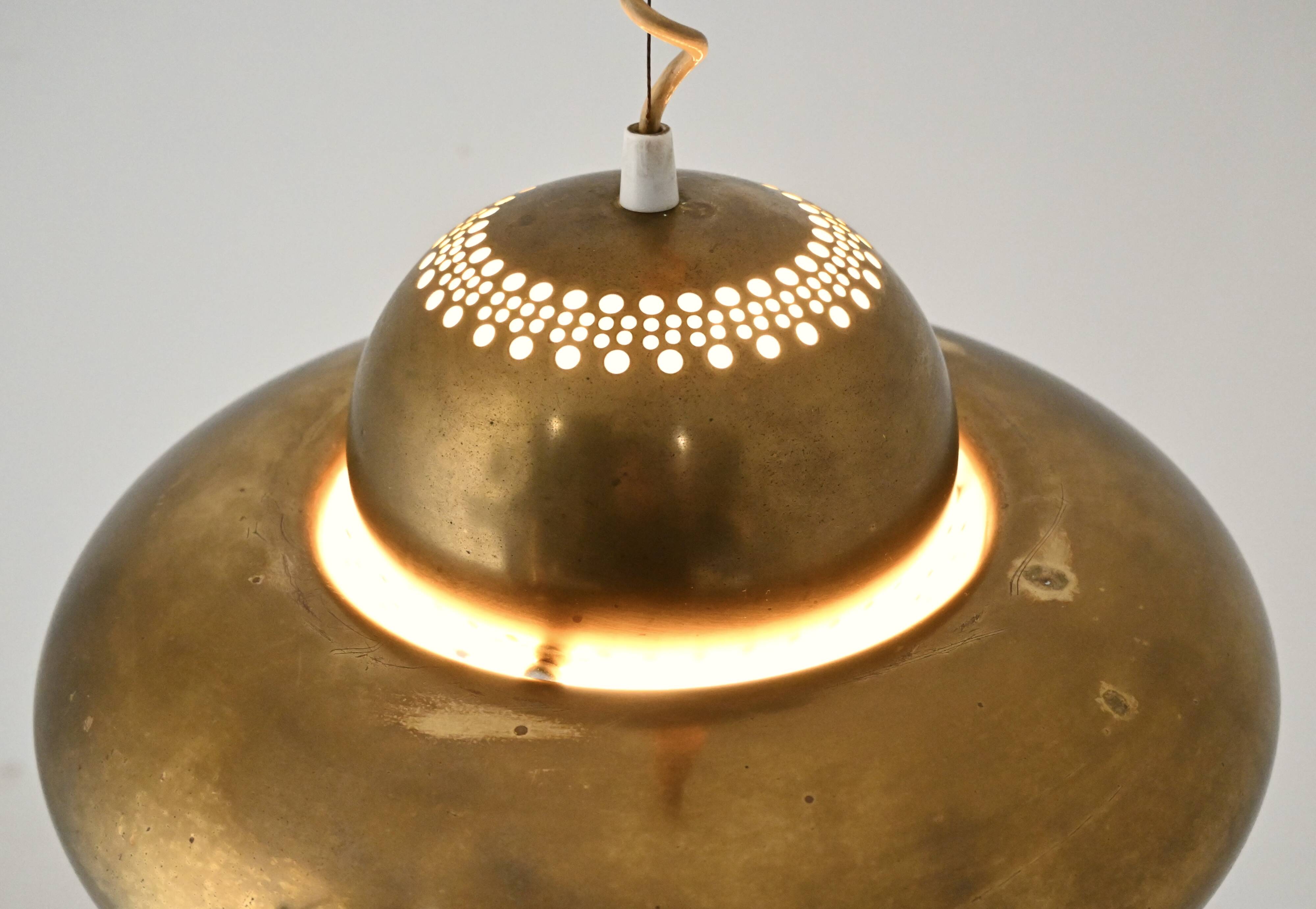 Pair of "Fior di Loto" pendants by Afra & Tobia Scarpa for Flos, year
