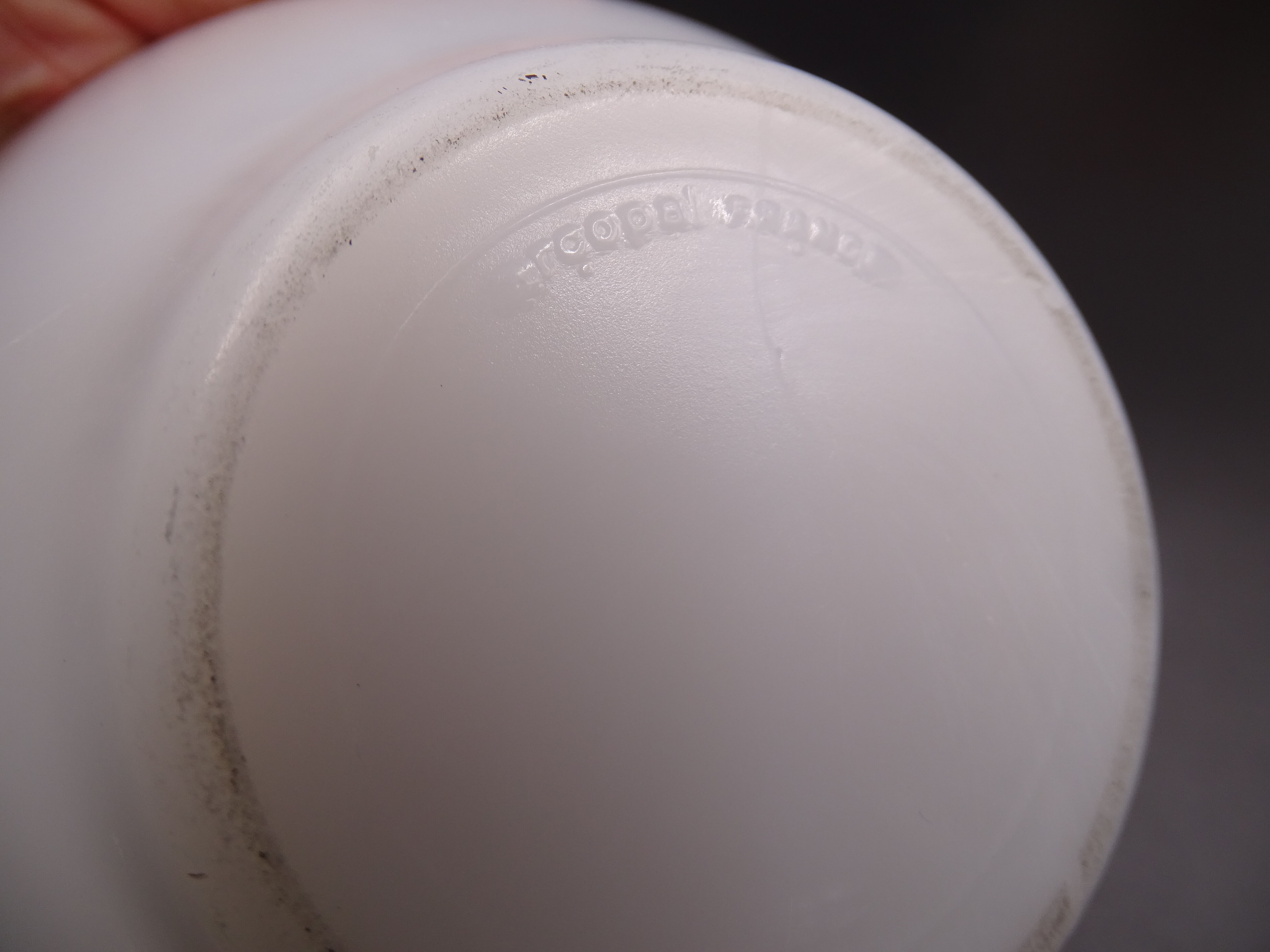 Set of 7 bowls in arcopal -flower décor - vintage around 1970