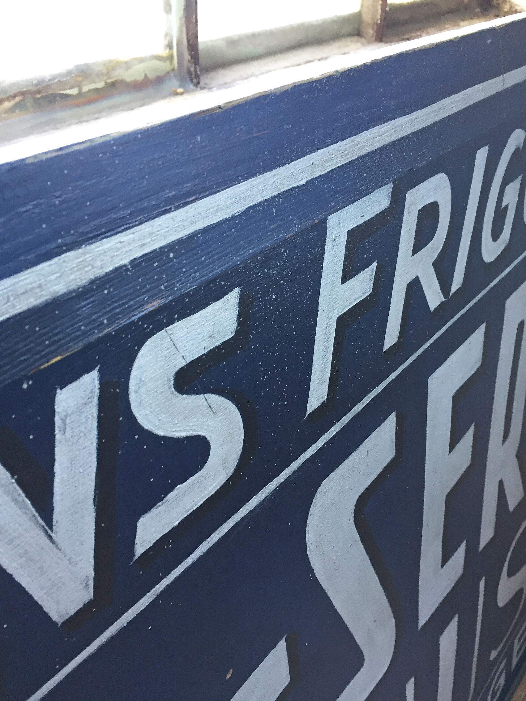 Hand-painted Frigo sign XXL 2x1m