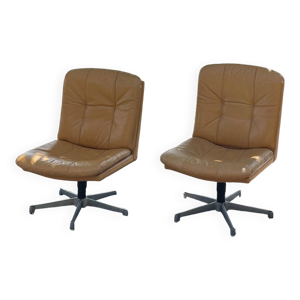 Paire de fauteuils pivotants - cuir