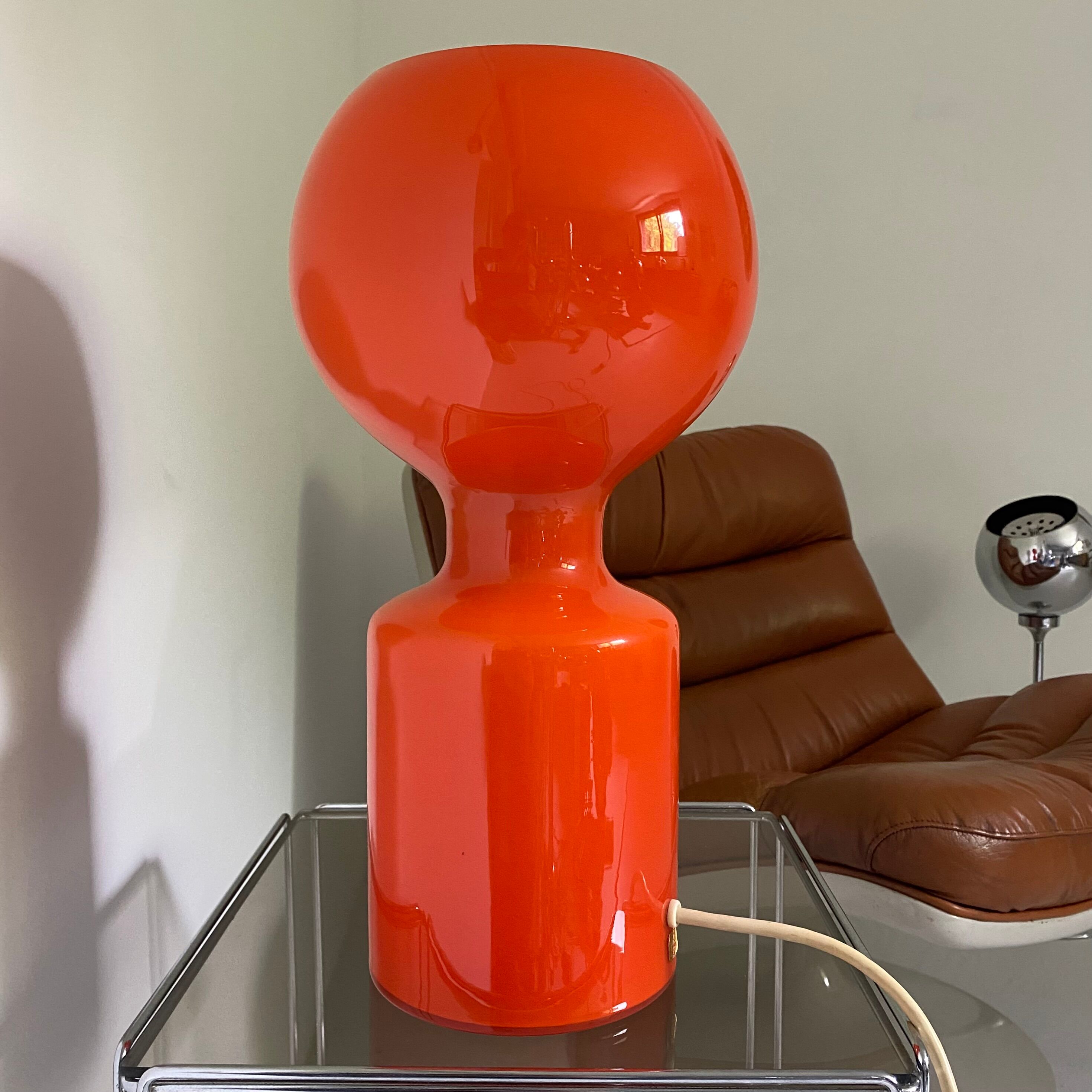 Grande lampe Tahiti by Jean-Paul Edmonds Alt. 1960