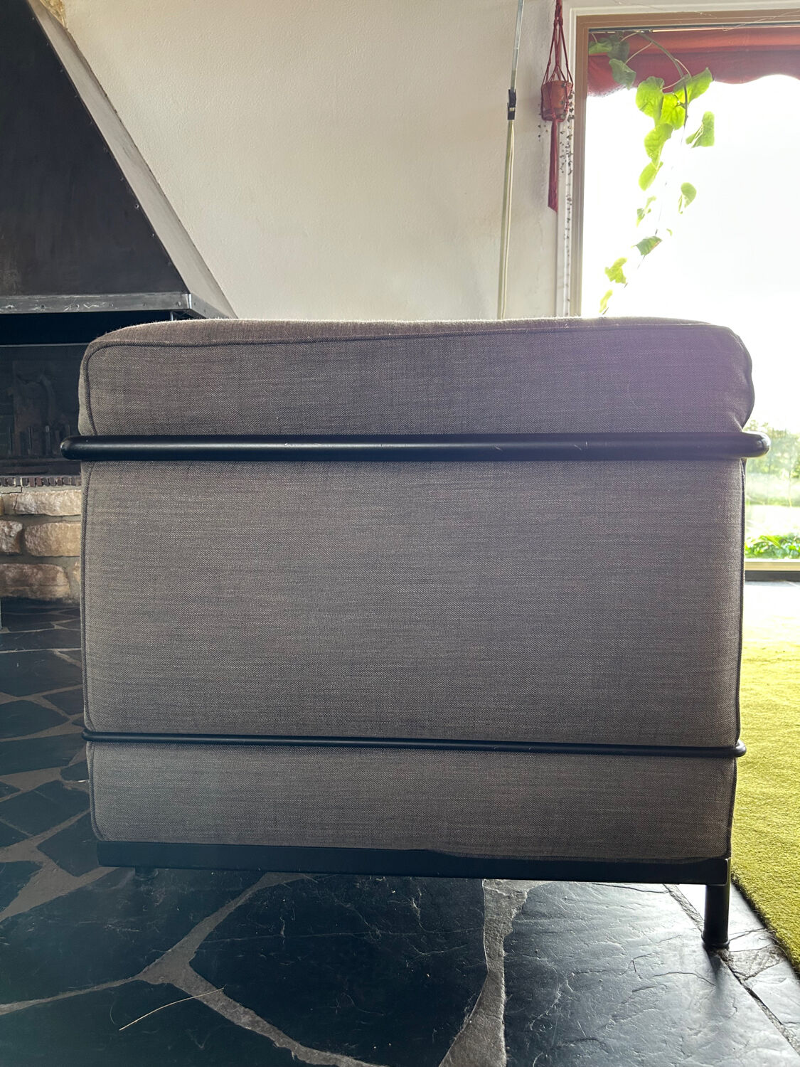 Canapé en tissu LC2 par Le Corbusier