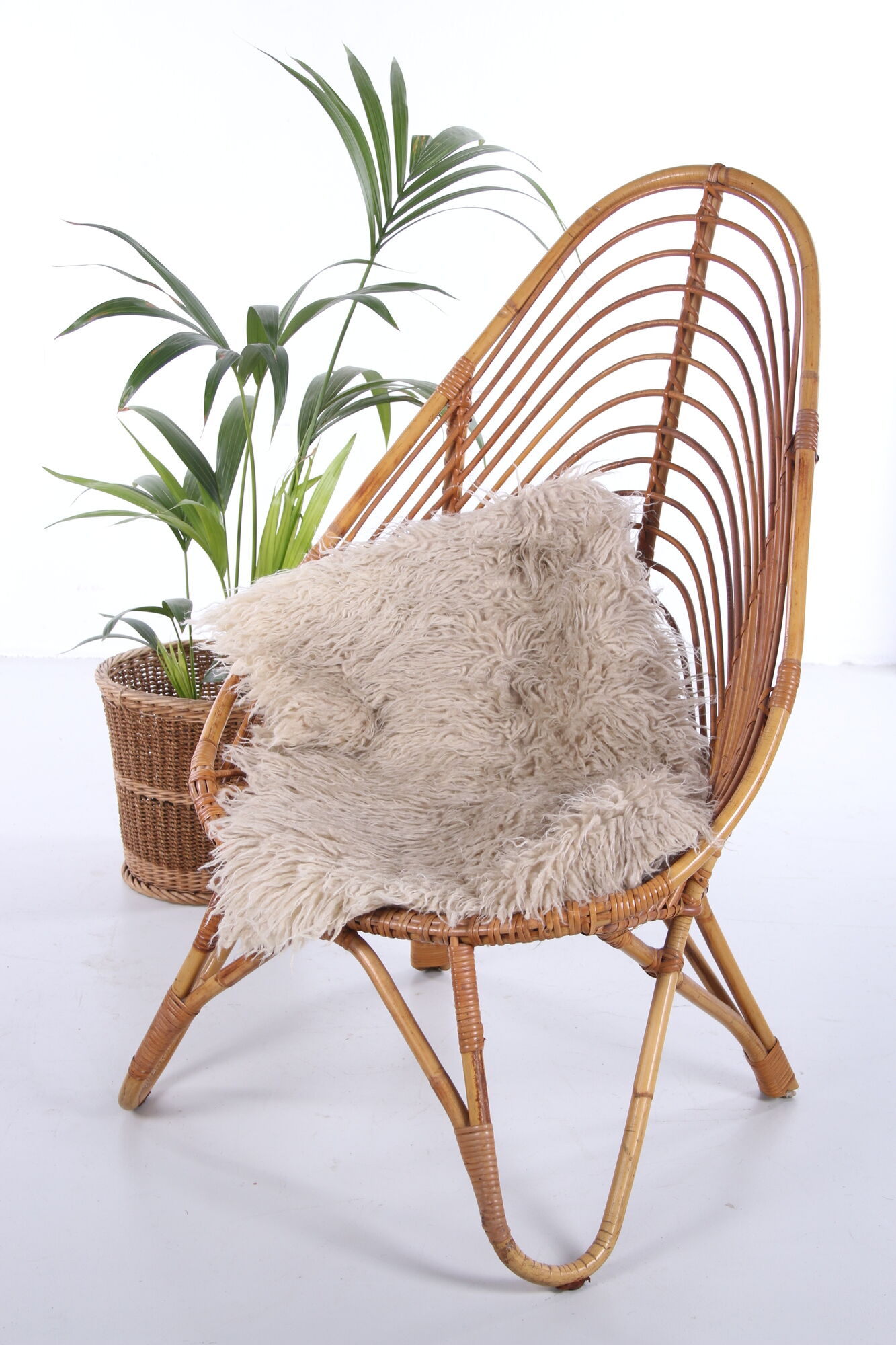 Vintage Dutch design rattan lounge chair Rohe Noordwolde