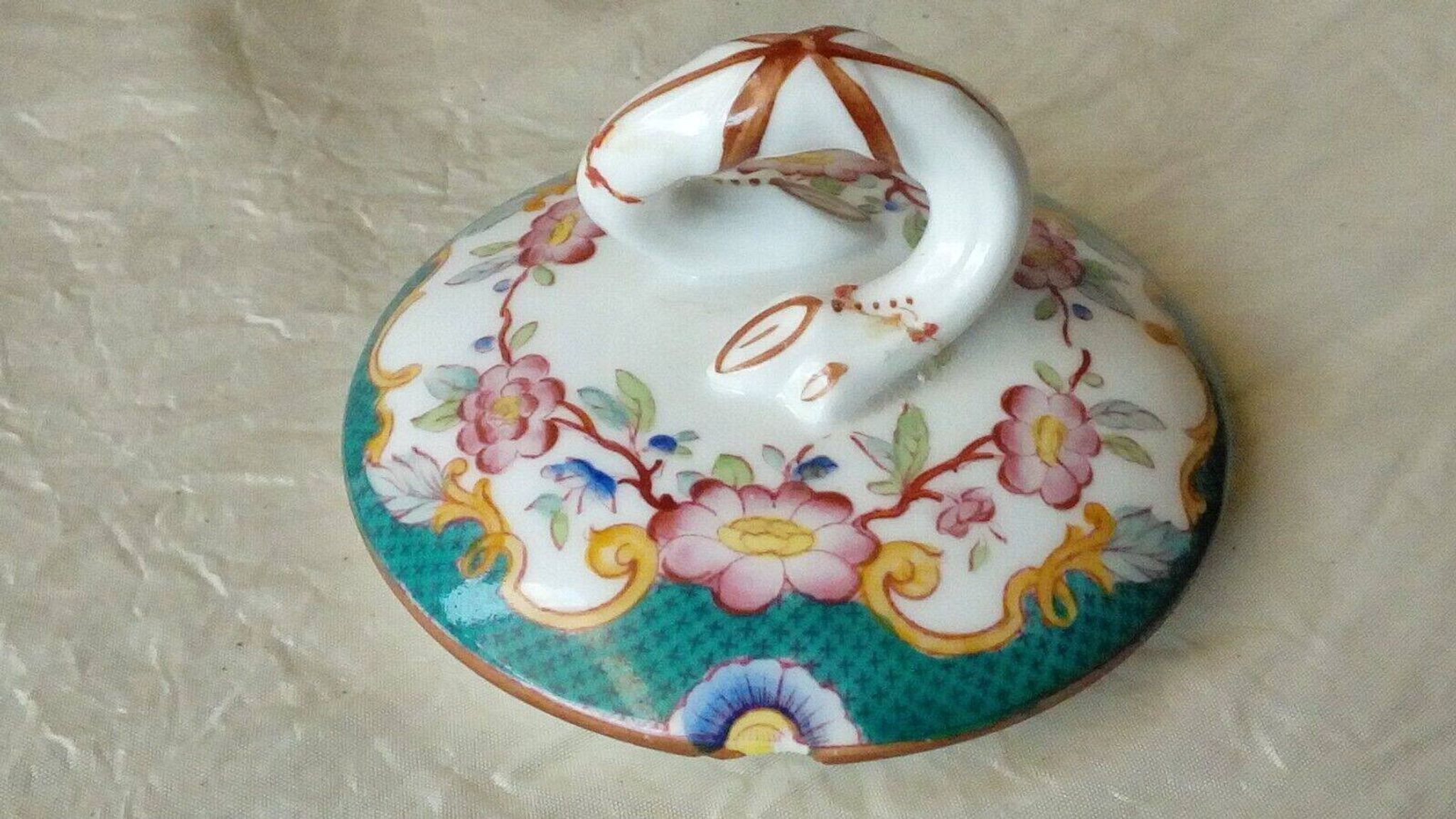 Sarreguemines earthenware sugar bowl minton decor model 5/215