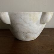 19th-century neo-classical mortar in XXL white marble