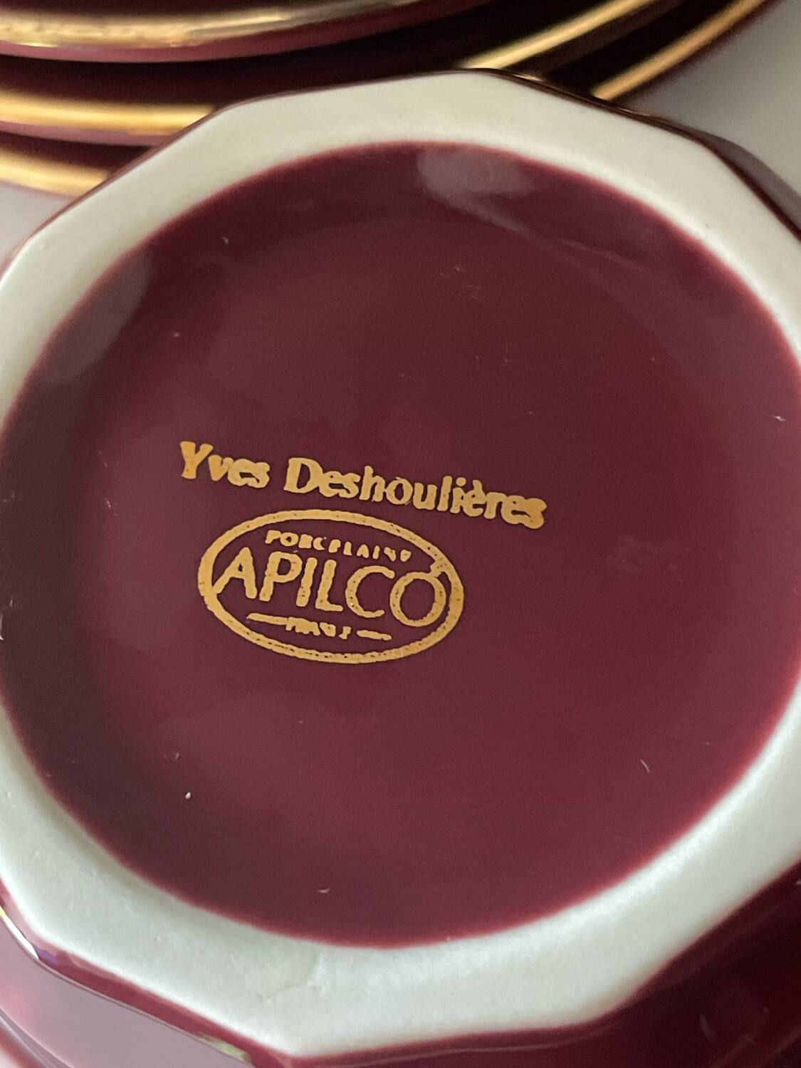 Set of 4 Apilco Bordeaux coffee cups