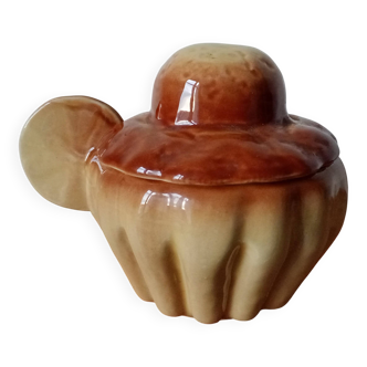 Brioche-shaped slipware pot/sugar bowl