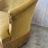 Vintage toad bench
