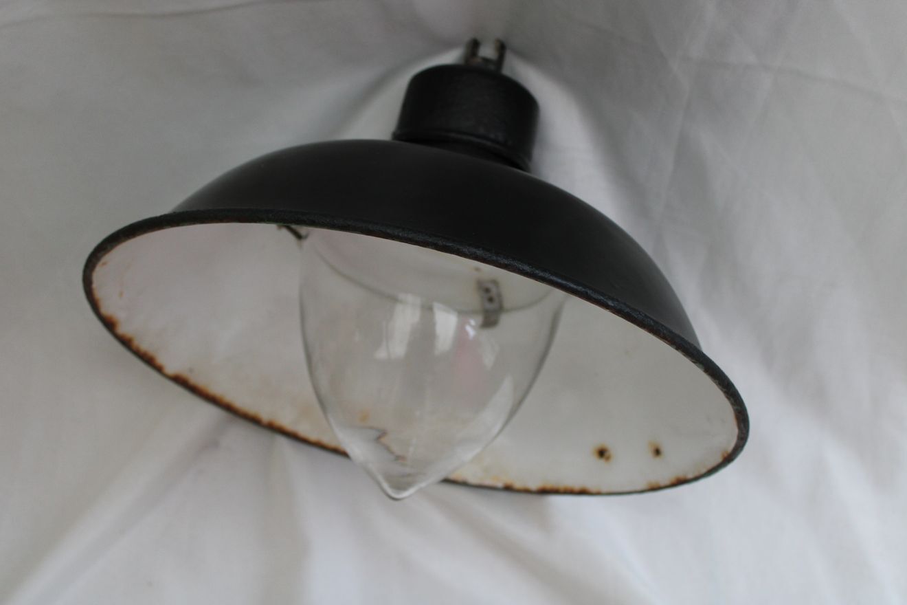 Former factory hanging lamp