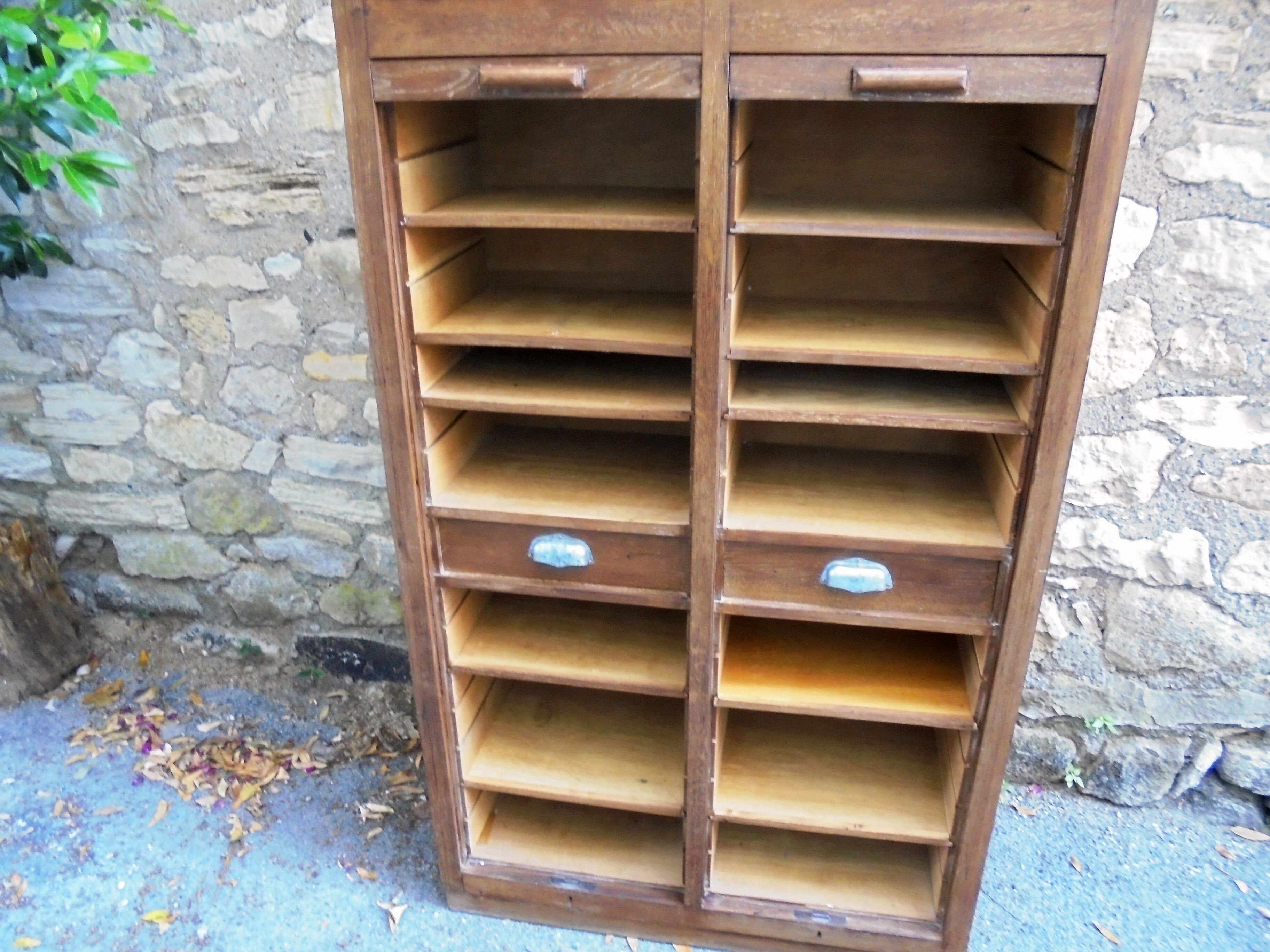 Double curtain binder 1946