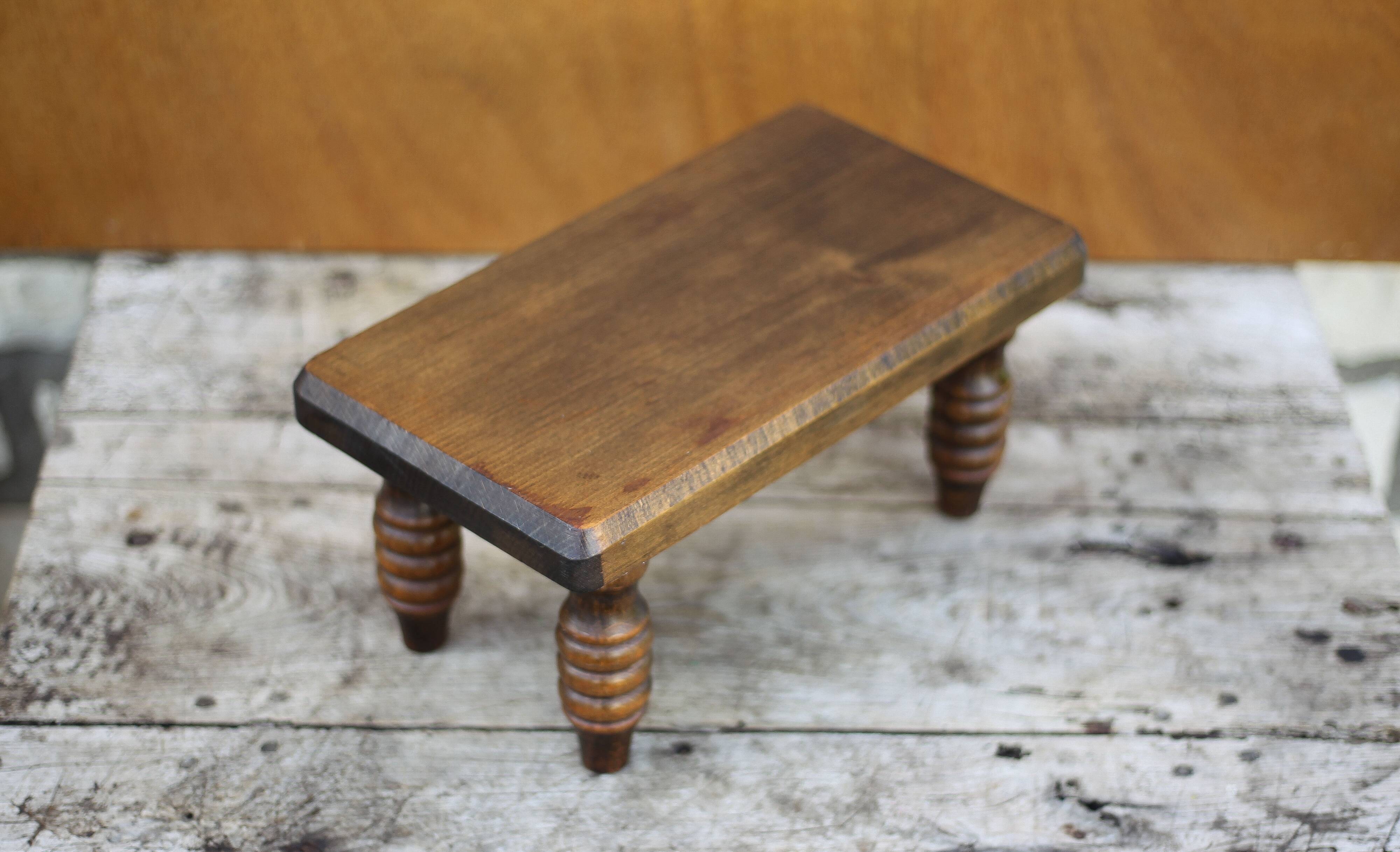 Wooden stool, small stool, plant holder, interior decoration, wood stool Measurement: height 16