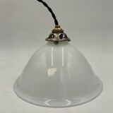 Opaline suspension
