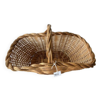 Wicker basket