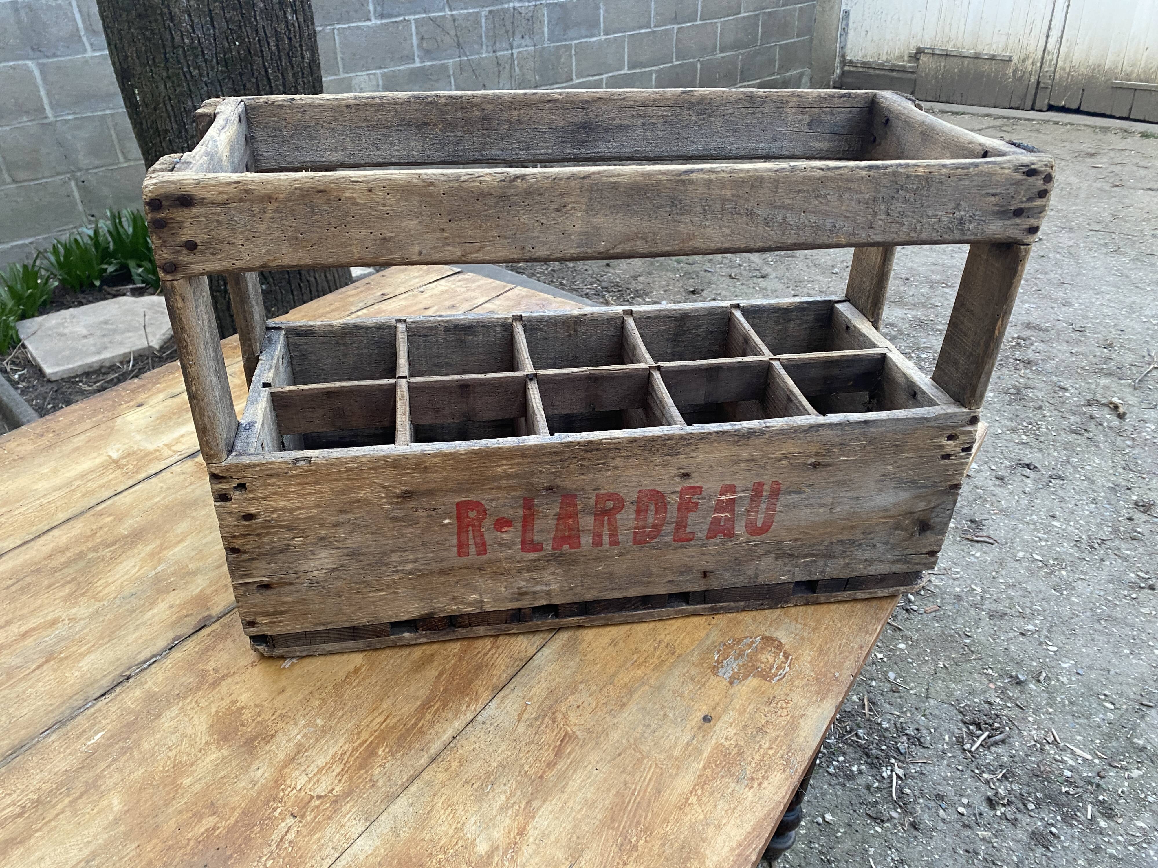 Bottle holder locker