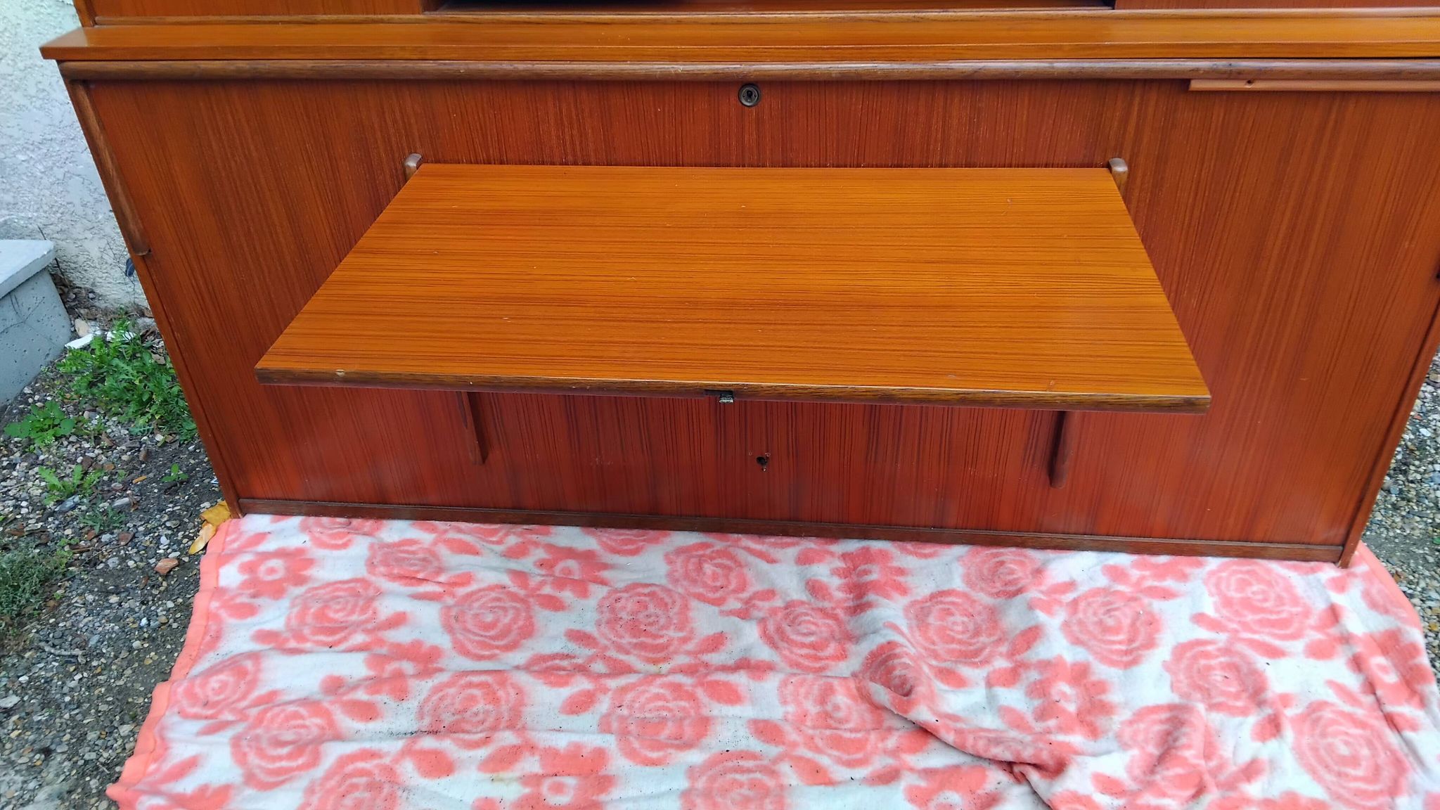 MEUBLIT vintage bed and desk furniture from the 50s and 60s, teak