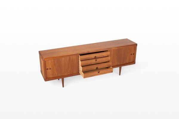 Buffet en teck danois par Henry W. Klein pour Bramin, Danemark, années 1960.