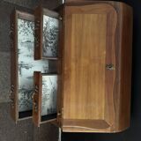 Slope desk / hump desk