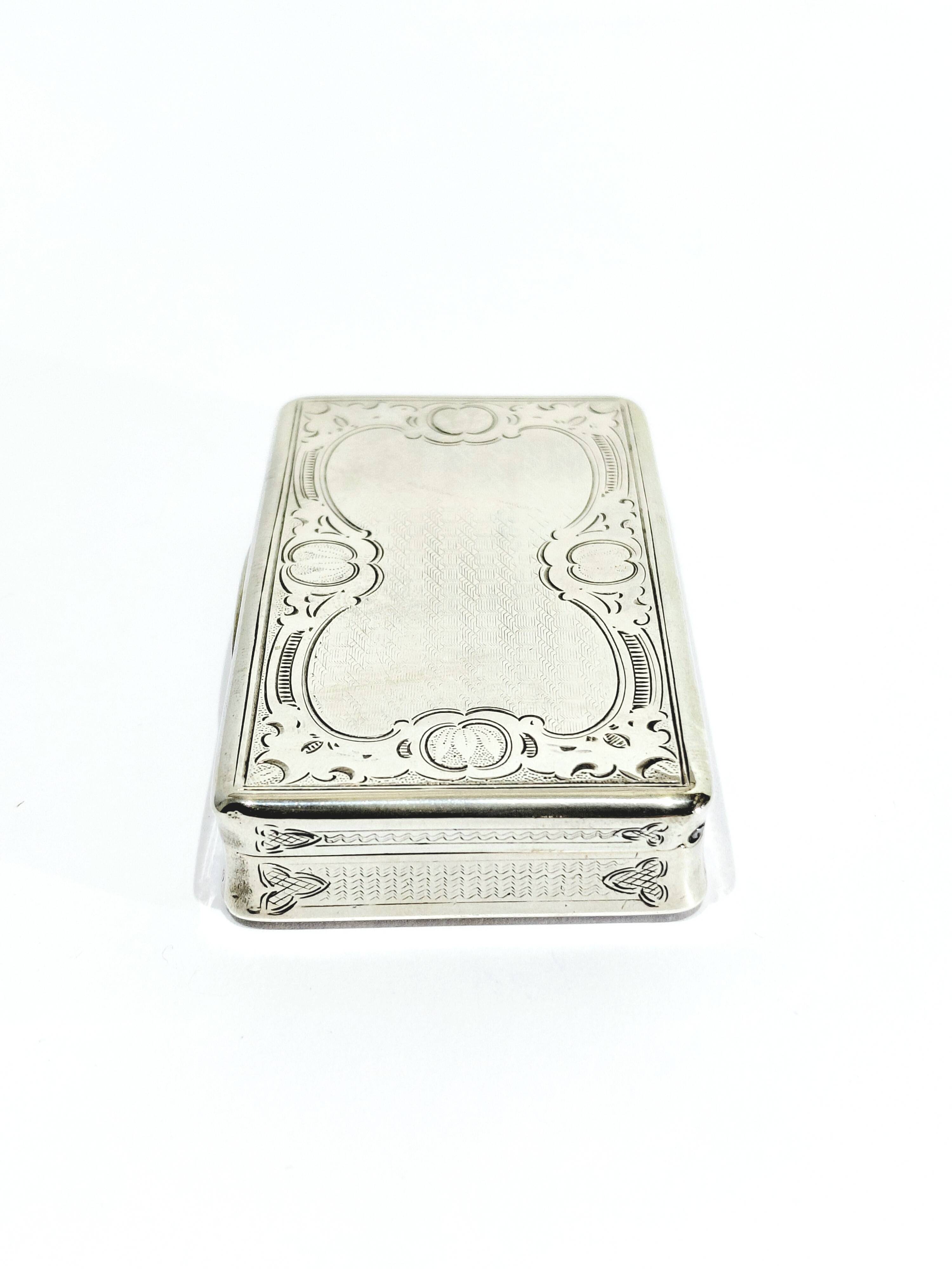 VIENNA - SILVER SNUFF BOX