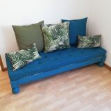 Tropical bench
