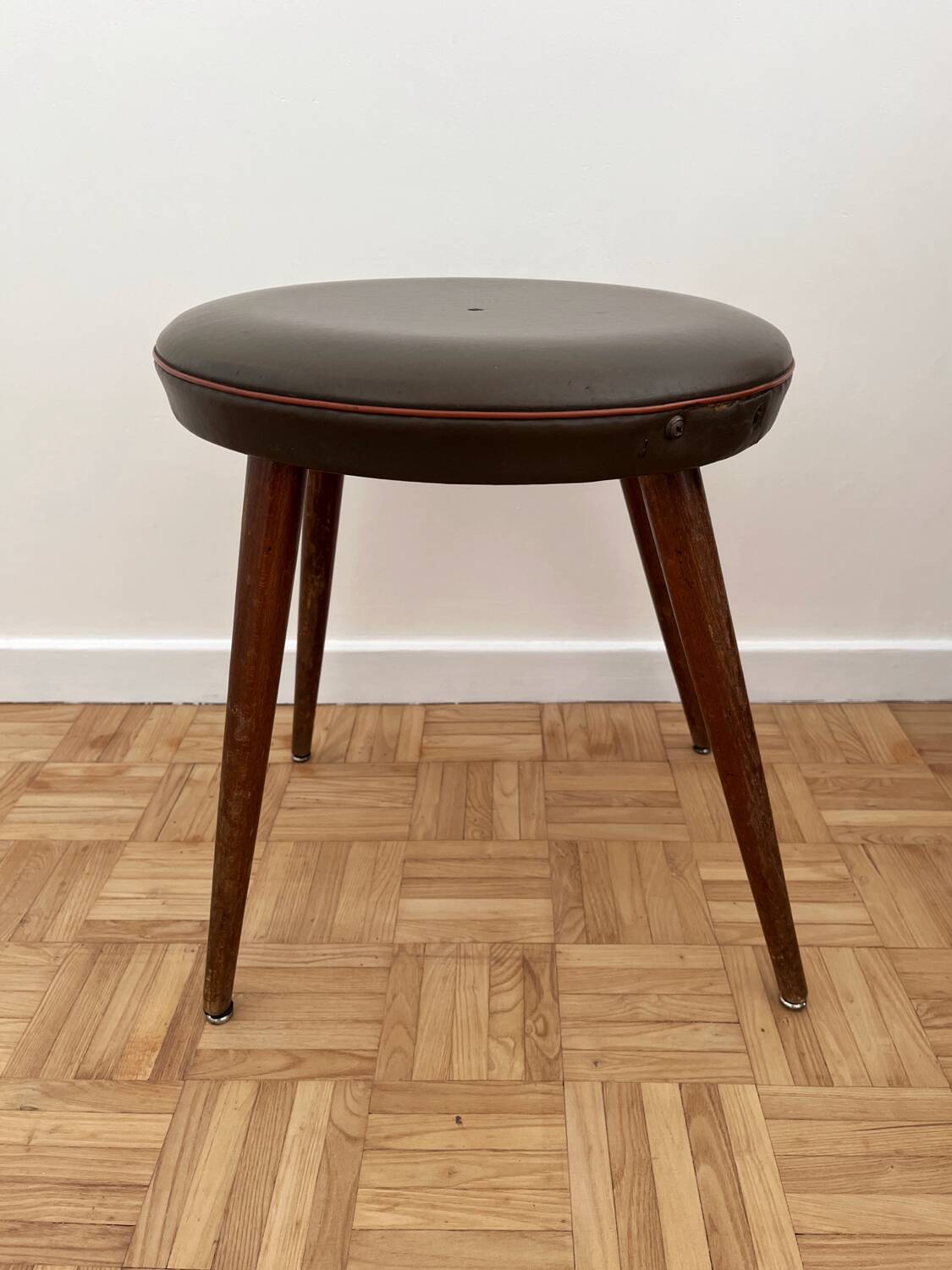 Mondor stool by Baumann vintage with compass legs
